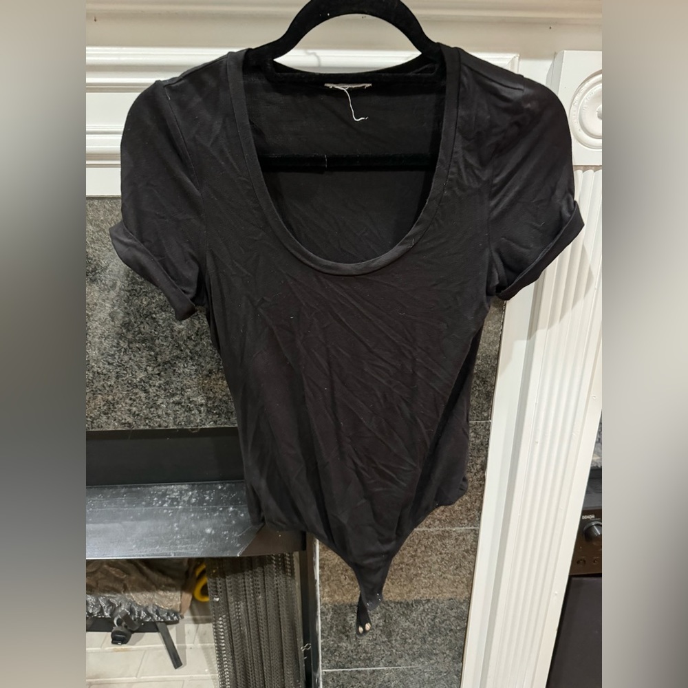 Black Scoop Neck Short Sleeve Bodysuit - Size Small - Great Condition